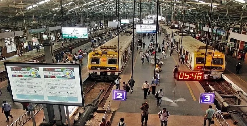 त्योहारों के मद्देनजर स्टेशन में भीड़ पर अंकुश लगाने सेंट्रल रेलवे ने पांच गुना बढ़ाये प्लेटफॉर्म टिकट के दाम