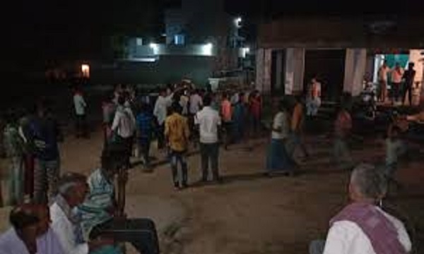 जबलपुर में आपसी रंजिश पर बदमाशों ने मचाया कोहराम, एक को डम्पर से कुचलकर मारा, अन्य पर लाठियों से किया हमला