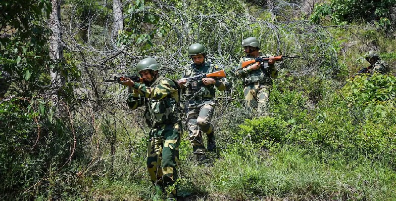पुलवामा के पंपोर में सेना ने लश्कर के मोस्ट वांटेड आतंकी मुश्ताक खांडे को किया ढेर