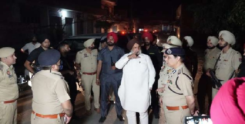 उपमुख्यमंत्री रंधावा ने देर रात किया भारत-पाकिस्तान सीमा का दौरा, कहा- पंजाब में इमरजेंसी जैसे हालात