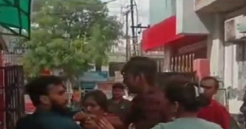 कानपुर में हिंदू लड़के से शादी करने पर युवती के परिजनों ने दोनों से की मारपीट, DCP ऑफिस में घुसकर बचाई जान