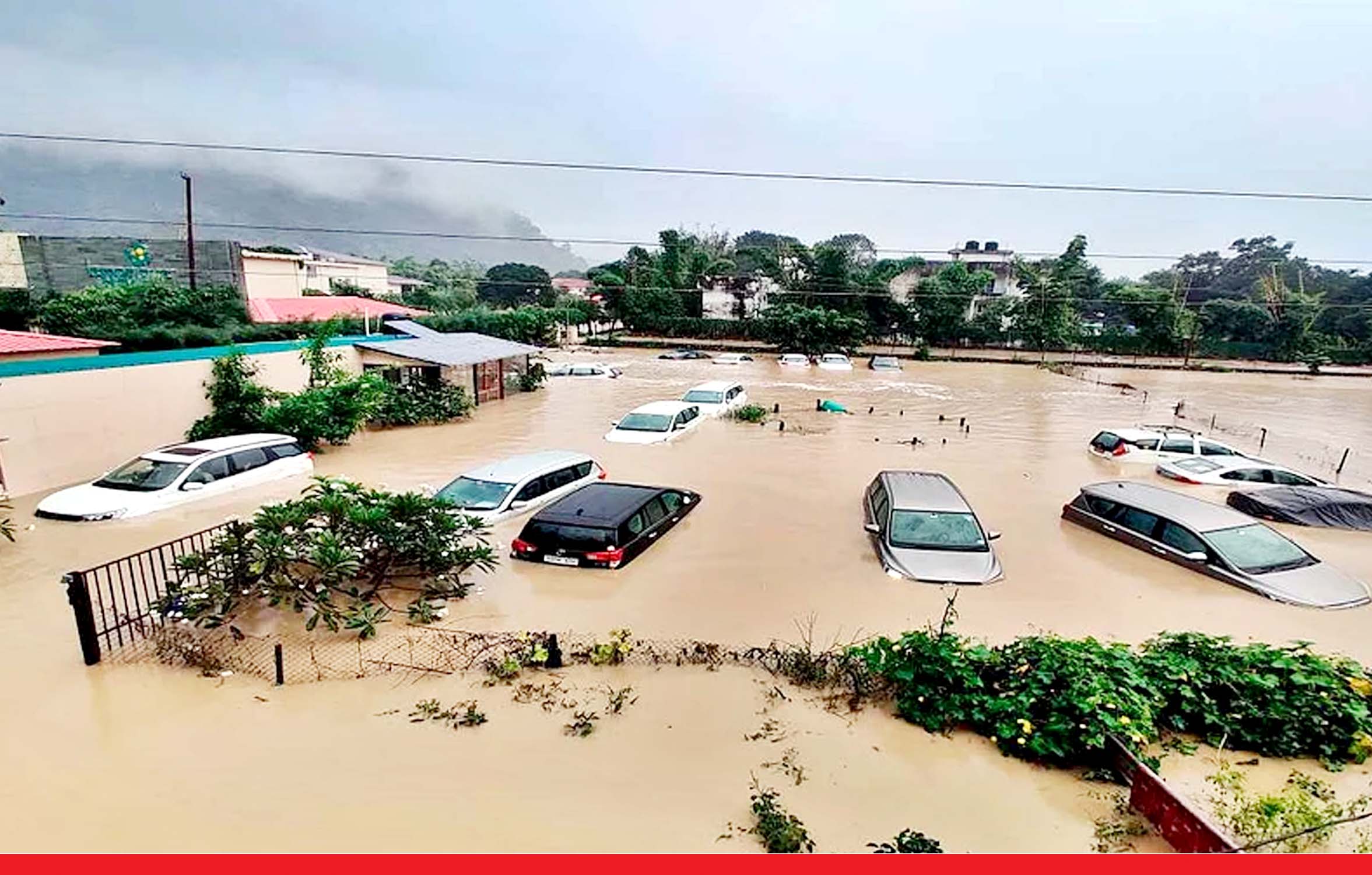 बारिश से बेहाल उत्तराखंड में अब तक 47 लोगों की मौत, पीएम मोदी ने लिया हालात का जायजा