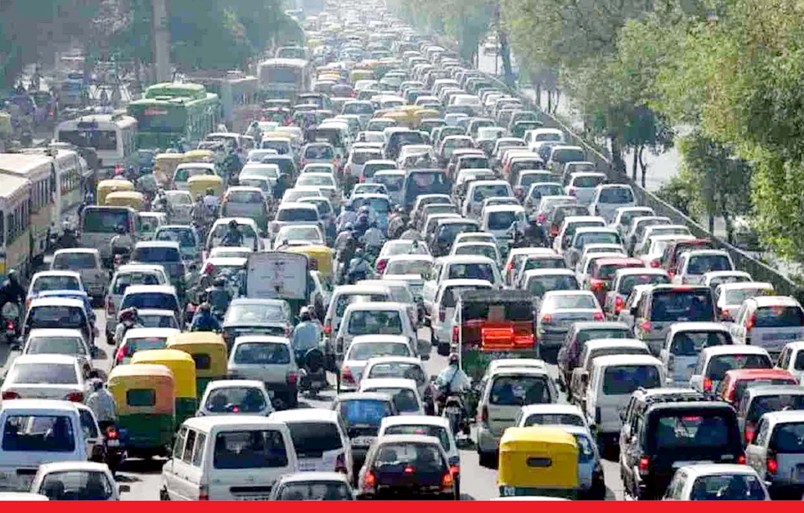 दिल्ली में फिर लौटेगा ऑड-ईवन! गाड़ियों पर पेट्रोल-डीजल या CNG का स्टिकर जरूरी