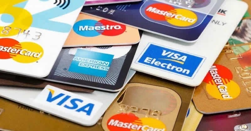 Debit Card पर मिलता है 10 लाख तक का फ्री एक्सिडेंटल इंश्योरेंस, जानिए कैसे और किसे मिलता है लाभ
