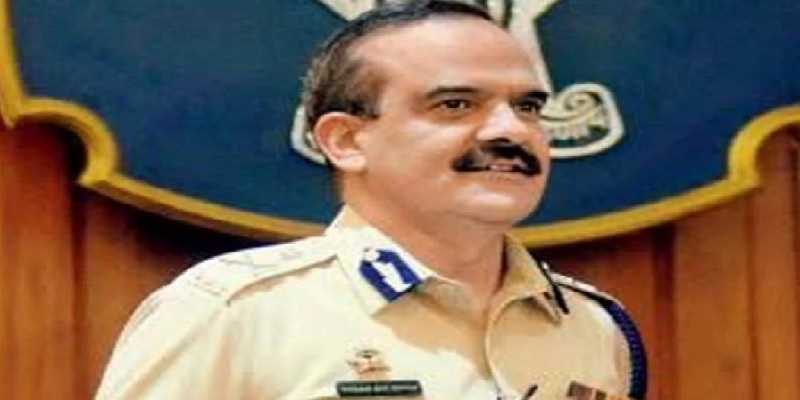 मुंबई पुलिस के पूर्व कमिश्नर परमबीर सिंह को महाराष्ट्र सरकार ने किया सस्पेंड