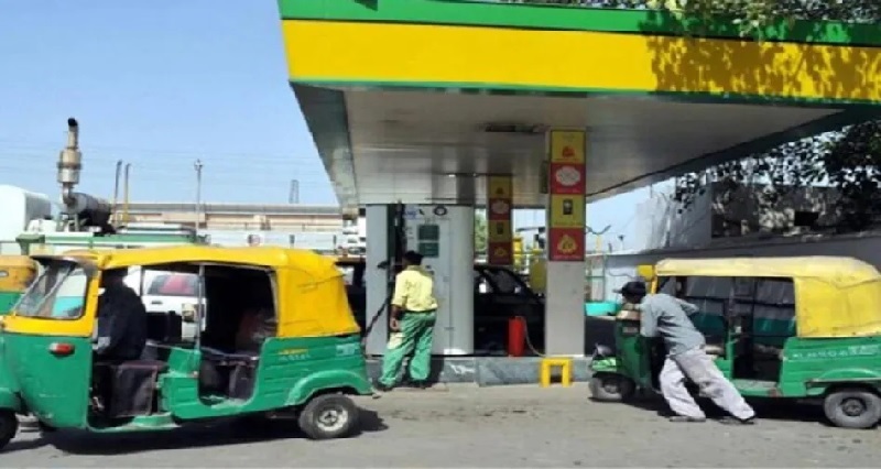 महंगी हुई CNG, दिल्ली, हरियाणा समेत कई राज्यों में आज से बढ़ गए दाम