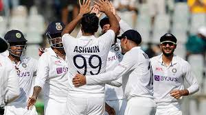 मुंबई टेस्ट: न्यूजीलैंड 62 पर ढेर, गिल के चोटिल होने के बाद ओपनिंग पर उतरे पुजारा, भारत 275 रनों से आगे