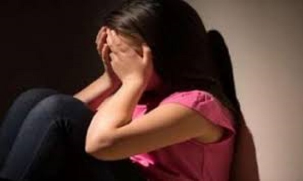 जबलपुर में लिफ्ट देकर हाईवा चालक ने किशोरी के साथ किया बलात्कार, घर से नाराज होकर निकली थी