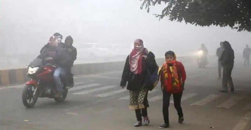 दिल्ली-NCR समेत पूरे उत्तर भारत में कड़ाके की ठंड, शीतलहर का कहर रहेगा जारी