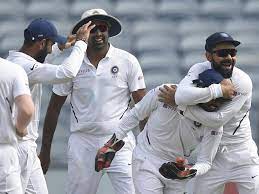 सेंचुरियन टेस्ट मैच: भारत 327 पर आल आउट, अफ्रीकी कप्तान 1 रन पर आउट