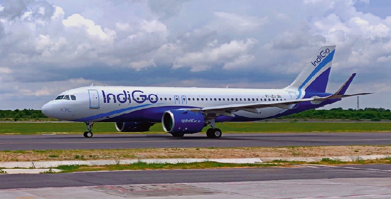 इंडिगो ने मुंबई और दिल्ली से बंगाल के लिए फ्लाइट पर लगाई रोक