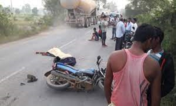 जबलपुर में 407 वाहन की टक्कर से बाईक सवार की मौत