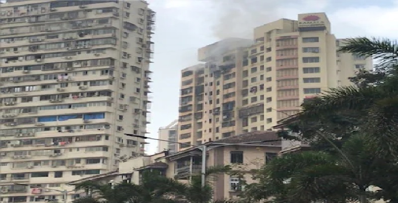मुंबई की 20 मंजिला इमारत में लगी भीषण आग में 7 की मौत; 17 घायल