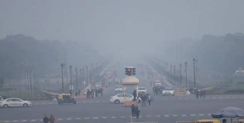दिल्ली में सर्दी ने 10 सालों का रिकॉर्ड तोड़ा, फिर बारिश के आसार, और बढ़ सकती है ठंड
