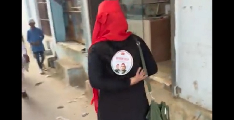 यूपी चुनाव: सपा नेता ने की महिला से बदसलूकी, अनुराग ठाकुर ने वीडियो शेयर कर कहा- यही है लाल टोपी के कारनामे