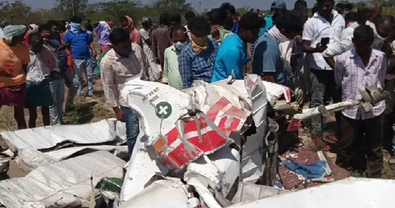 तेलंगाना के नलगोंडा में क्रैश हुआ हेलीकॉप्टर, दो पायलटों की मौत, मौके पर जांच में जुटी पुलिस