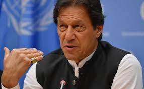 पाकिस्तानी पीएम इमरान खान की फिर बढ़ी मुश्किलें, देश के 34 शहरों में सरकार गिराने के लिए प्रदर्शन