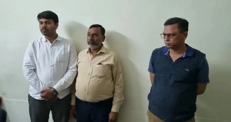 भीलवाड़ा में टैक्स चोरी के बड़े रैकेट का भंडाफोड़, 4 लाख की रिश्वत लेते एडिशनल कमिश्नर गिरफ्तार