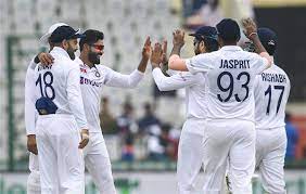 भारत ने मोहाली टेस्ट में पारी और 222 रन से श्रीलंका को हराया, जडेजा ने मैच में लिए 9 विकेट 