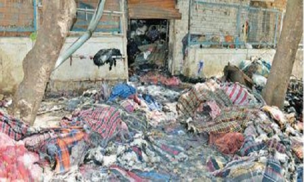 जबलपुर में रुई गोदाम में लगी भीषण आग, लाखों रुपए की क्षति
