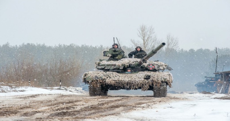 यू्क्रेन में पुतिन की सेना की बगावत: रूसी सैनिकों पर लगा अपने ही कमांडर को टैंक से कुचलकर मारने का आरोप