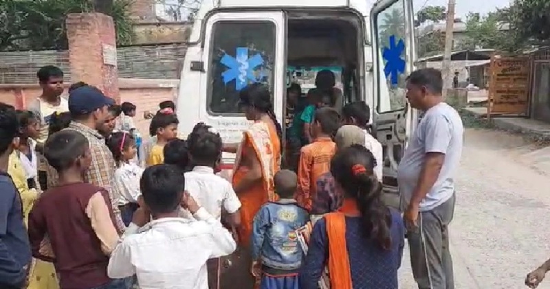 बिहार के मधेपुरा में मिड-डे मील खाने के बाद 24 से अधिक बच्चे हुए बीमार, मची अफरा-तफरी