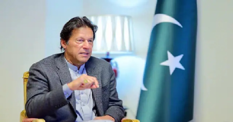 पाकिस्‍तान में अविश्वास प्रस्ताव खारिज, इमरान खान ने की संसद भंग करने की सिफारिश