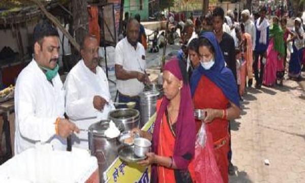 एमपी के जबलपुर में चलित प्रसादम सेवा के 3966 दिन पूरे हुए, 14 लाख 27 हजार 760 लोगों को कराया भोजन