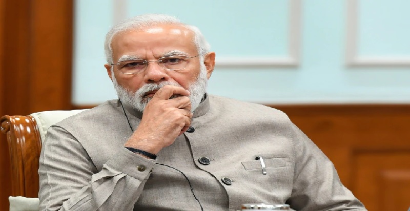 प्रधानमंत्री नरेंद्र मोदी संग बैठक में नौकरशाहों ने राज्यों की लोकलुभावन योजनाओं पर जताई चिंता