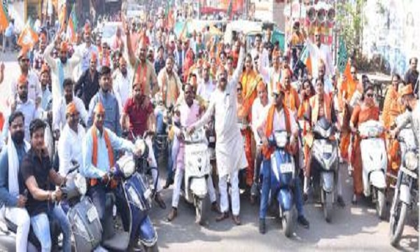 जबलपुर में भाजपा के 42 वे स्थापना दिवस पर 2129 बूथों पर आयोजित हुए कार्यक्रम, रैली निकालकर कार्यालय पहुंचे पदाधिकारी-कार्यकर्ता