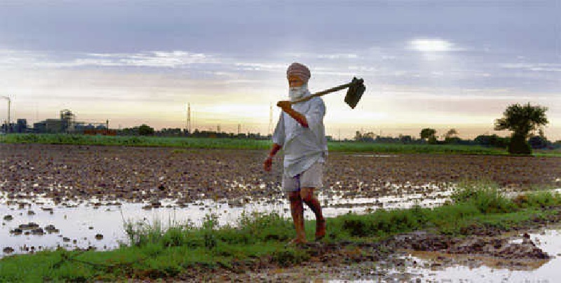 पंजाब में कर्ज नहीं चुकाने वाले किसानों को वारंट जारी होने के बाद मचा बवाल 