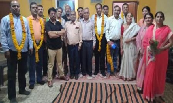 जबलपुर में कायस्थ महासभा के नवनिर्वाचित पदाधिकारियों का किया स्वागत, प्रकटोत्सव को लेकर बैठक आयोजित