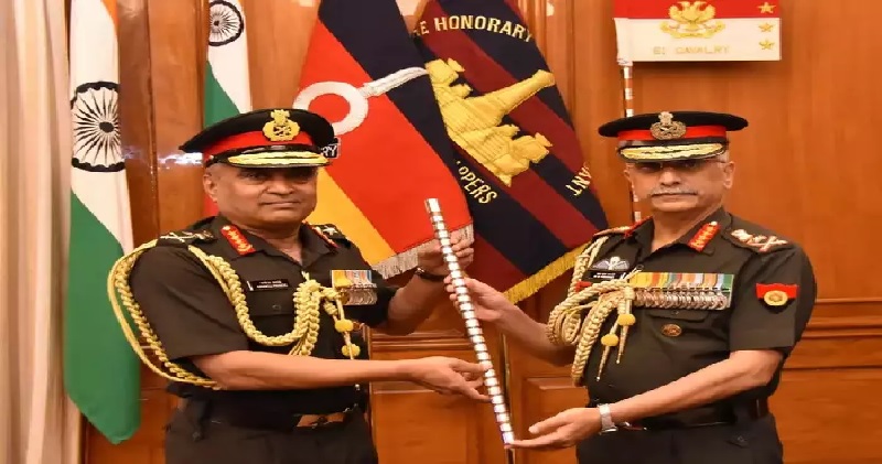 थल सेना प्रमुख का पदभार ग्रहण करने के बाद बोले जनरल मनोज पांडे- मेरे लिए गर्व का पल