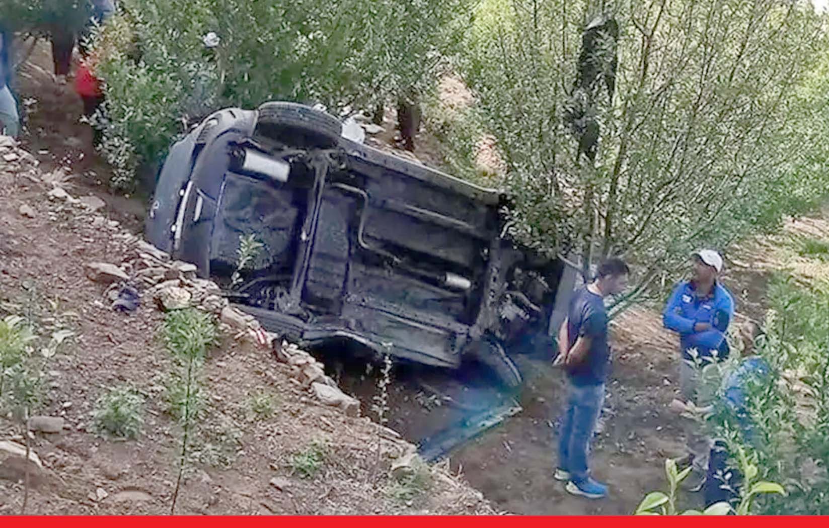 हिमाचल में हादसा: रोहडू में कार खाई में गिरी, चार लोगों की हुई मौत