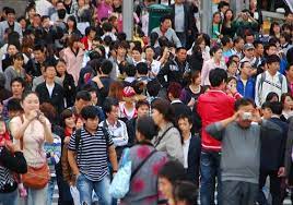 देश की जनसंख्या बढ़ाने चीनी कंपनियों की बम्पर ऑफर, तीसरा बच्चा पैदा करो, 1 साल की लीव, 11.50 लाख का बोनस