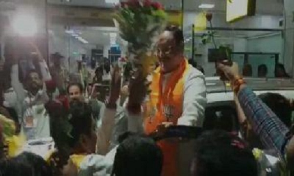 जबलपुर पहुंचे भाजपा के राष्ट्रीय अध्यक्ष जेपी नड्डा का भव्य स्वागत, कहा पार्टी विचारों को लेकर जनता के बीच जाए कार्यकर्ता, देखें वीडियो