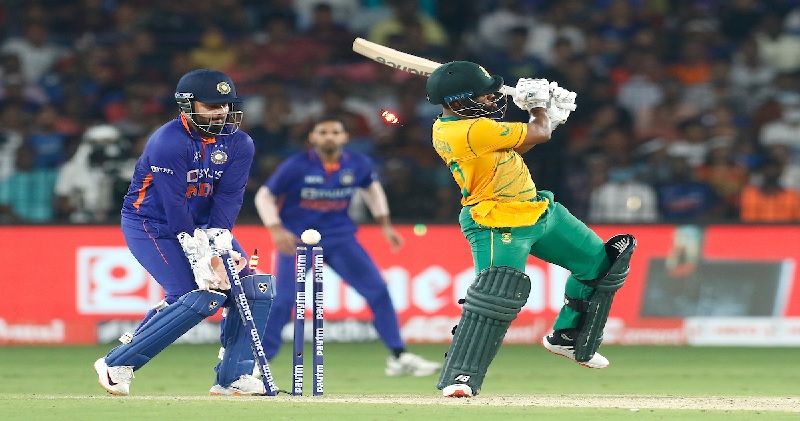 लगातार दो मैच गंवाकर टी-20 सीरीज में पिछड़ी टीम इंडिया, साउथ अफ्रीका ने दी मात