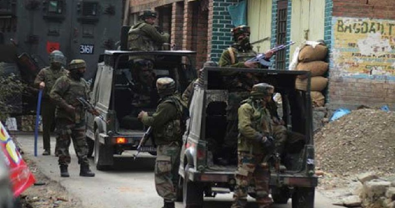 जम्मू-कश्मीर में सेना से मुठभेड़ में 4 आतंकी ढेर, लश्कर का पाकिस्तानी आतंकी भी भी मारा गया