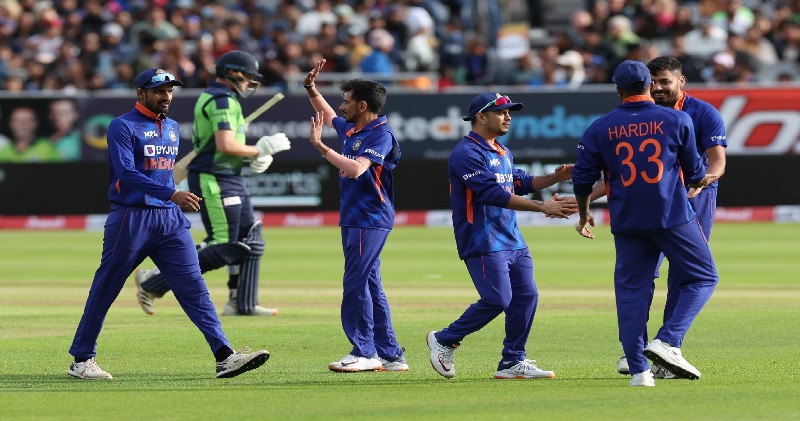 हार्दिक पंड्या की कप्तानी में टीम इंडिया ने आयरलैंड को सात विकेट से हराकर सीरीज में बनायी बढ़त