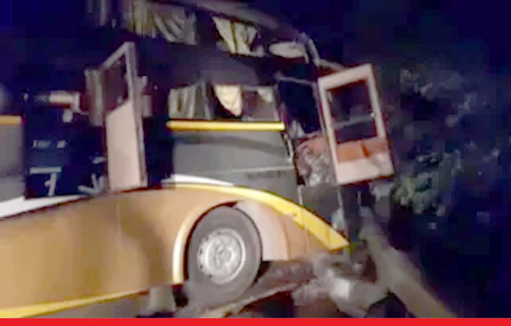 रामपुर में नेशनल हाइवे पर रोडवेज बस-ट्रक की भिड़ंत, पांच की मौत, 46 घायल