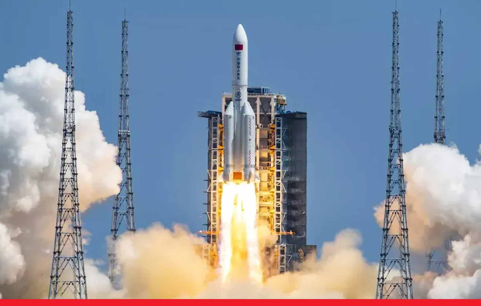 पृथ्‍वी पर चीन का खतरा: 31 जुलाई को अंतरिक्ष से गिर सकता है 23 मीट्रिक टन वजन रॉकेट का मलबा