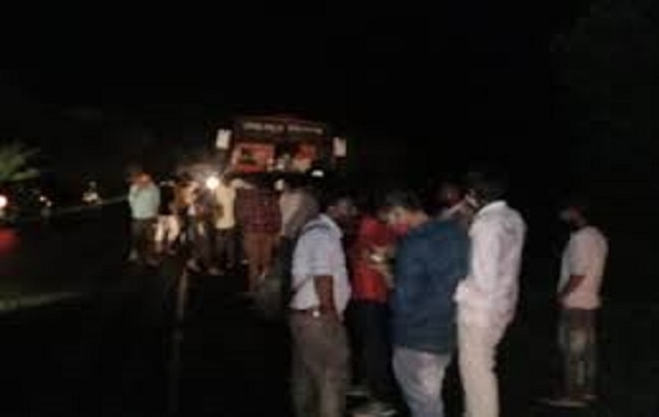 जबलपुर में डम्पर के कुचलने से बाईक सवार युवक की मौत