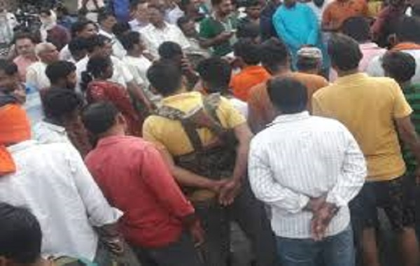 एमपी के जबलपुर में लोडिंग आटो की टक्कर से सवारी आटो के परखच्चे उड़े, चालक की मौत..!