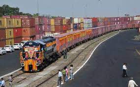 मोदी सरकार ने रेलवे लैंड की लीज फीस में की बड़ी कटौती, कॉन्कोर के शेयरों में जबरदस्त उछाल