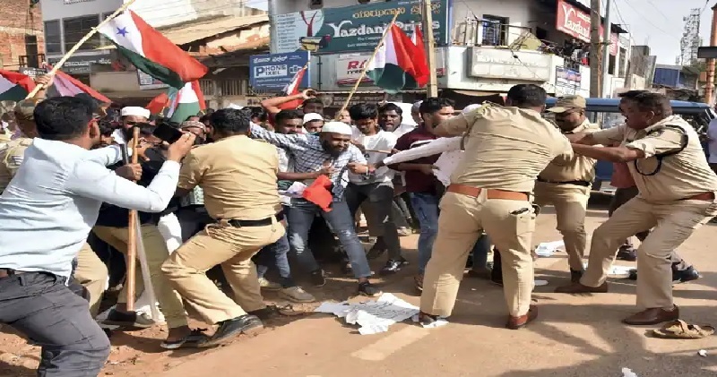 छापों के विरोध में पीएफआई ने बुलाया केरल बंद हुआ हिंसक, तमिलनाडु में भी की गई तोडफ़ोड़