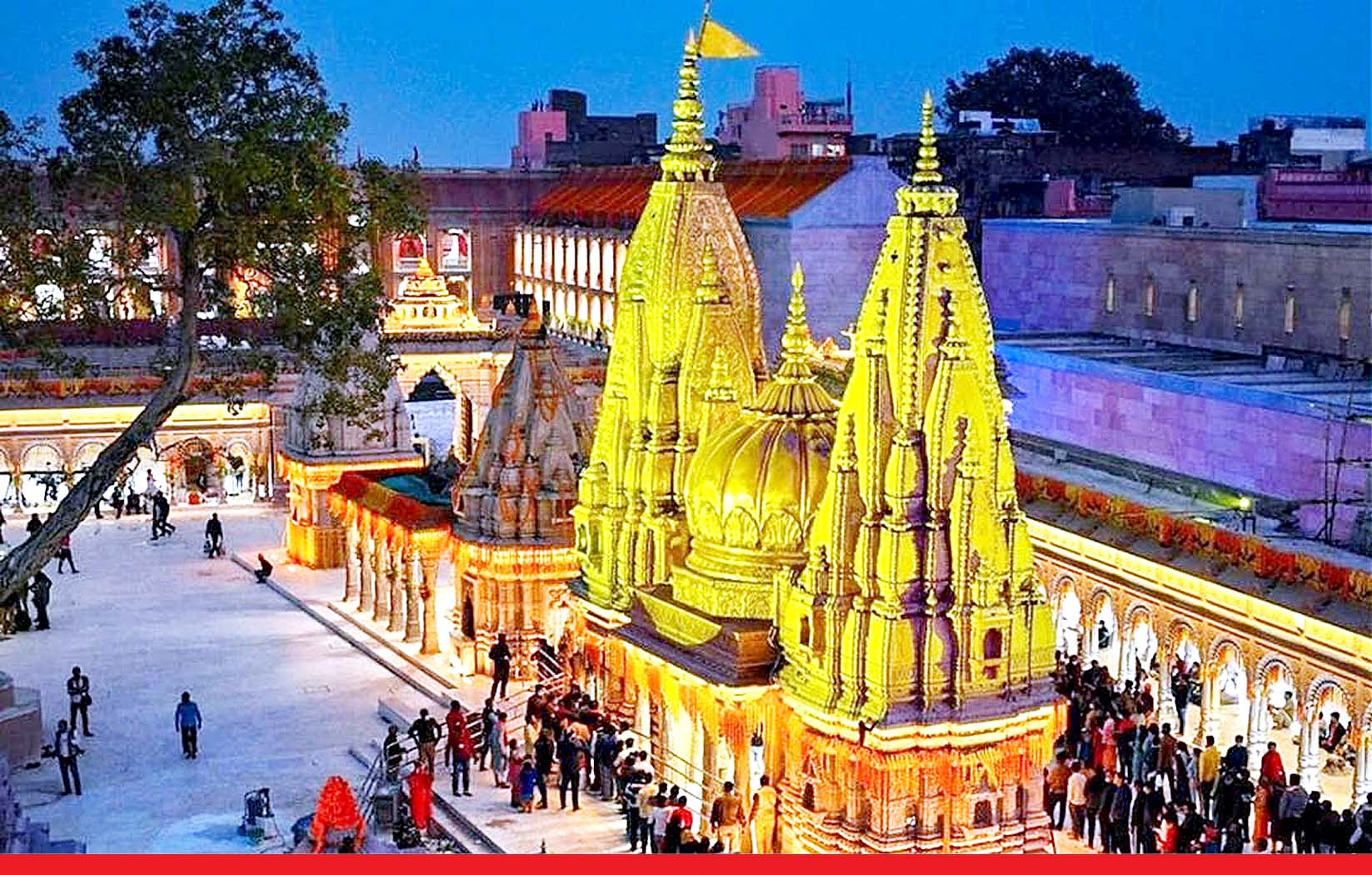 काशी विश्वनाथ मंदिर की पहल: पर्यटकों को ठगों से बचाएगा ये खास गाइड,  फ्री मिलेगी जानकारी
