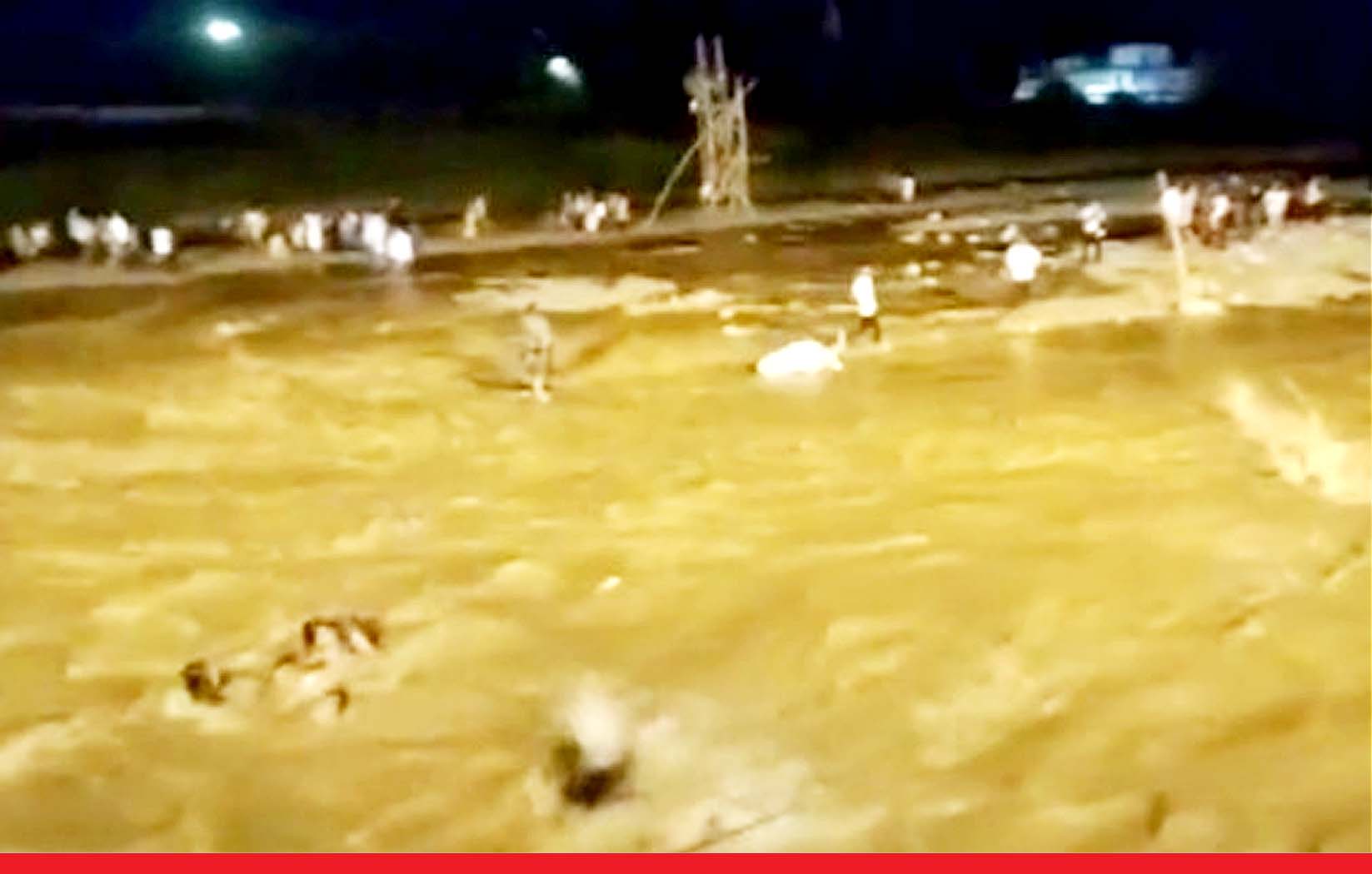 मूर्ति विसर्जन के दौरान हादसा: बंगाल में नदी में डूबने से 8, राजस्थान में 6 तो यूपी में 3 लोगों की डूबने से मौत