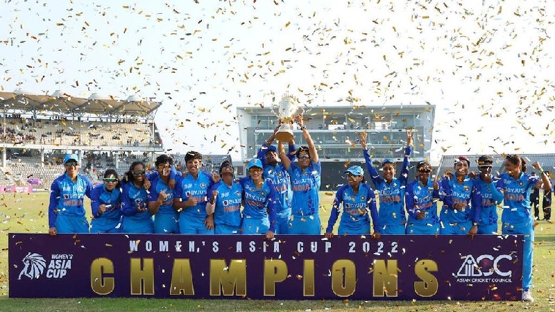 BCCI का बड़ा फैसला: मिटा भेदभाव, महिला क्रिकेटर के लिए समान वेतन की पॉलिसी लागू