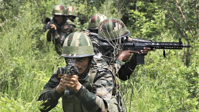 LOC पर घुसपैठ रोकने भारतीय सेना ने सीमा पर इंस्टॉल किए क्वाडकॉप्टर जैमर और मल्टी-शॉट गन