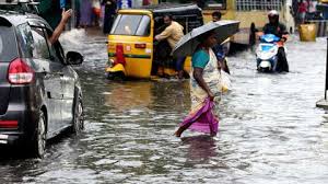 देश में कई राज्यों में बदला मौसम का मिजाज: चेन्नई में झमाझम बारिश, कई जिलों में स्कूल और कॉलेज बंद